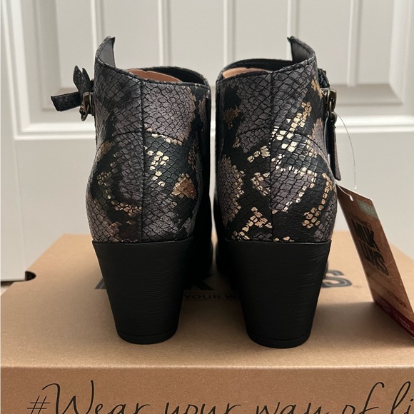 MUK LUKS Women's Yellowstone Yardley Boots - Picture 6 of 14